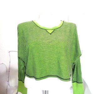 Free Society Cropped Top M